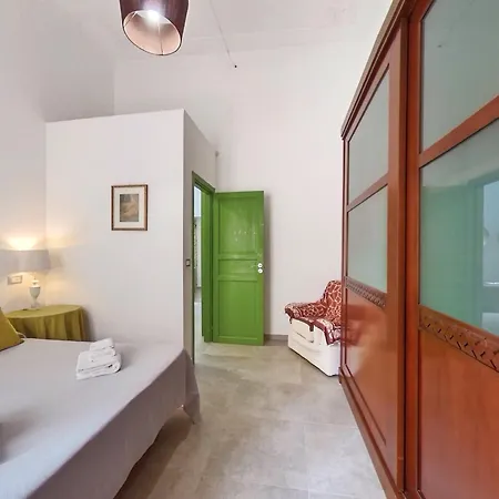 Appartamento Turistico I Santi Palermo Exterior photo